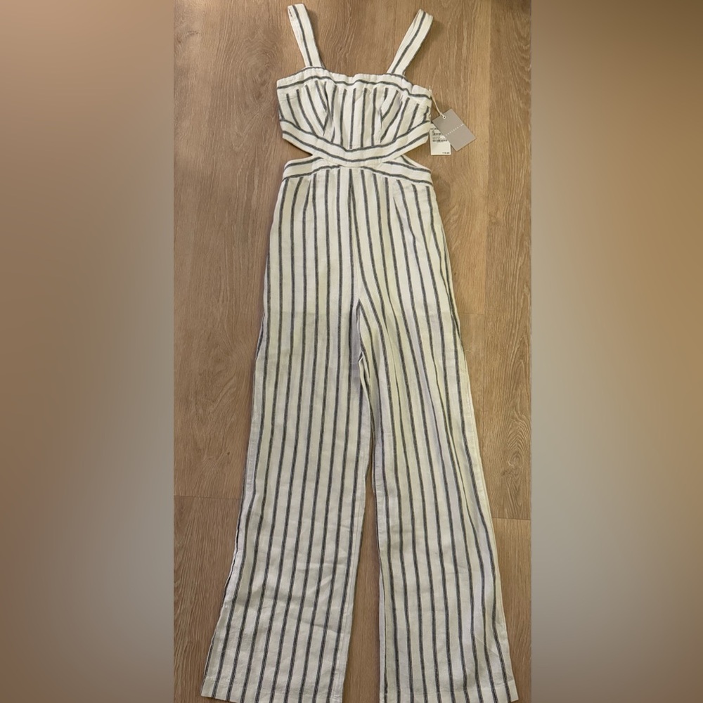 Chelsea28 striped sleeveless cutout jumpsuit in size XS NWT - Picture 3 of 6